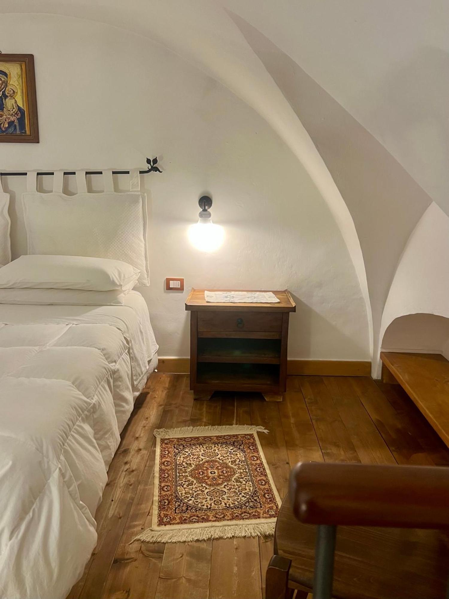 Villa In Gargano - Villa Basso Монте-Сант'Анджело Экстерьер фото