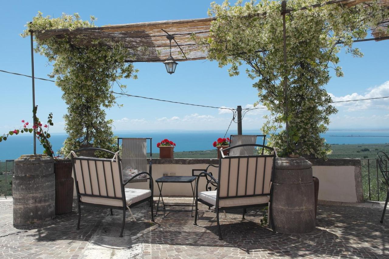 Villa In Gargano - Villa Basso Монте-Сант'Анджело Экстерьер фото